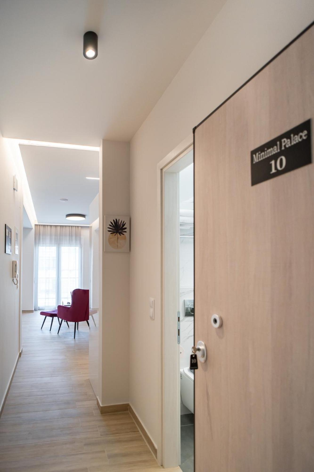 Apartment Minimal Palace *